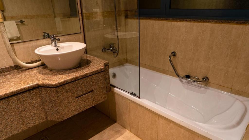 Boonmax Hotel Dubaj Zewnętrze zdjęcie
